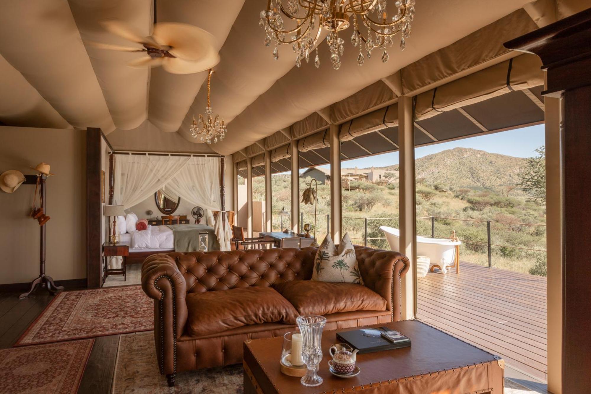 Gmundner Lodge Виндхук Экстерьер фото