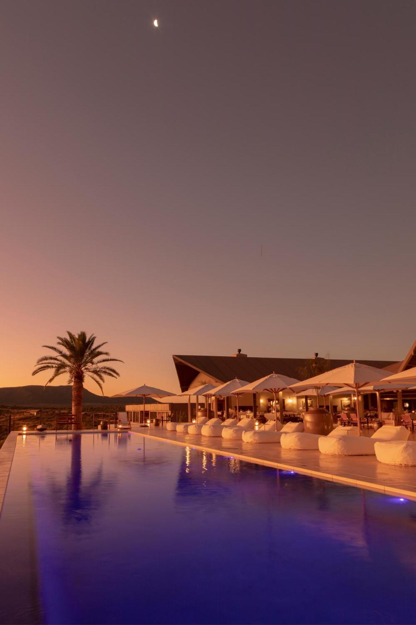 Gmundner Lodge Виндхук Экстерьер фото