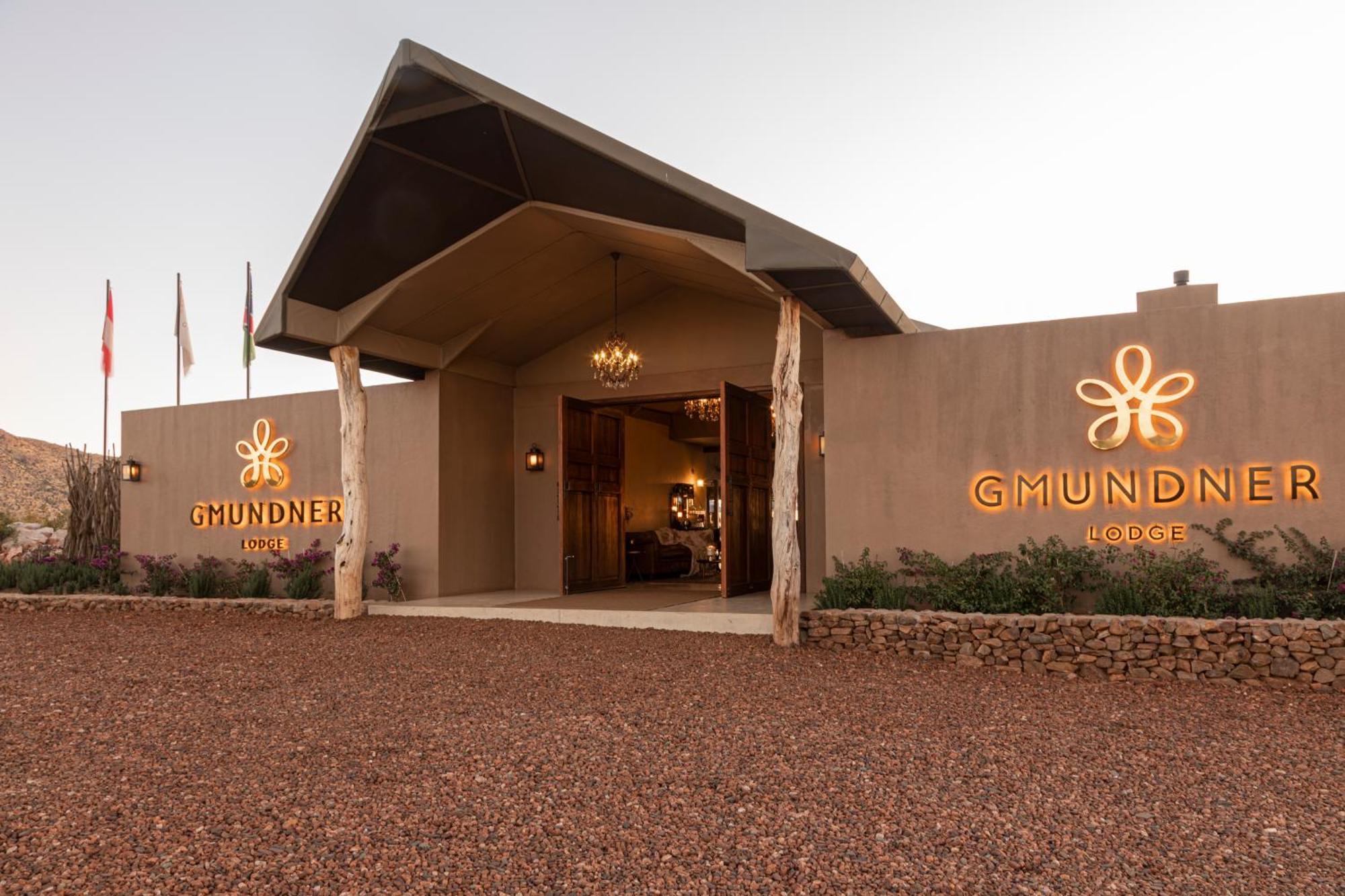 Gmundner Lodge Виндхук Экстерьер фото