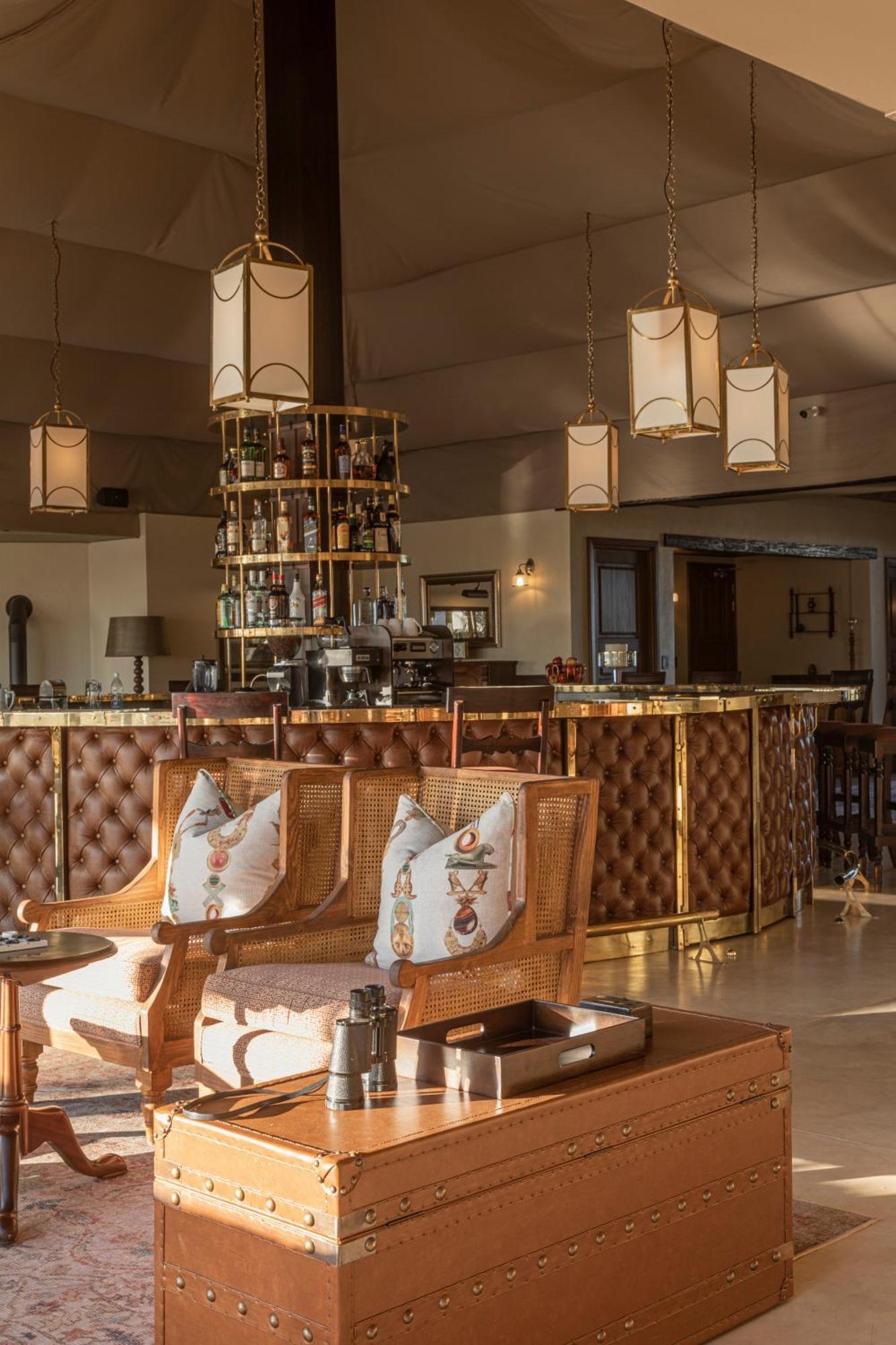 Gmundner Lodge Виндхук Экстерьер фото
